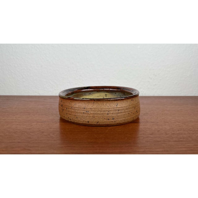 Mid-Century Modern Danish Studio Pottery Bowl by Bente Lemche, 1960s For Sale - Image 4 of 18