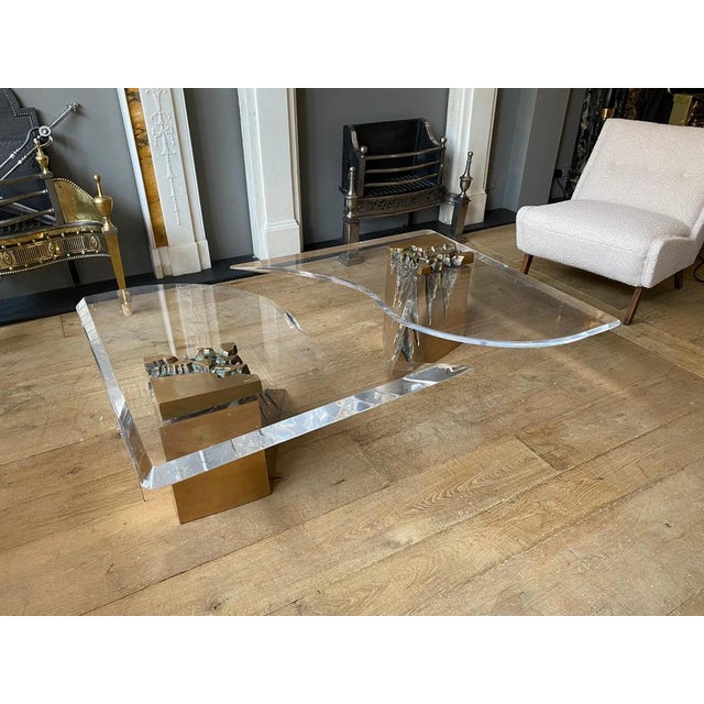 Metal Large Two-Piece Coffee Table in Brass and Lucite, 1970s For Sale - Image 7 of 18