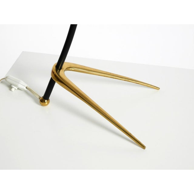 Large Mid-Century Modern Tripod Brass Table Lamp with Fabric Shade from Kalmar, 1950s For Sale - Image 17 of 18