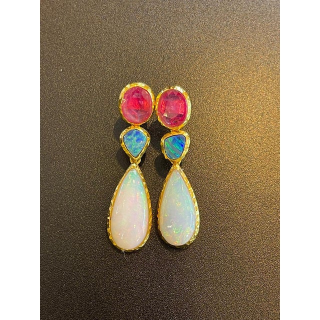 Gemstone Bochic "Capri" Vintage Natural Gem Necklace & Earrings, White / Blue Opal & Ruby For Sale - Image 7 of 18