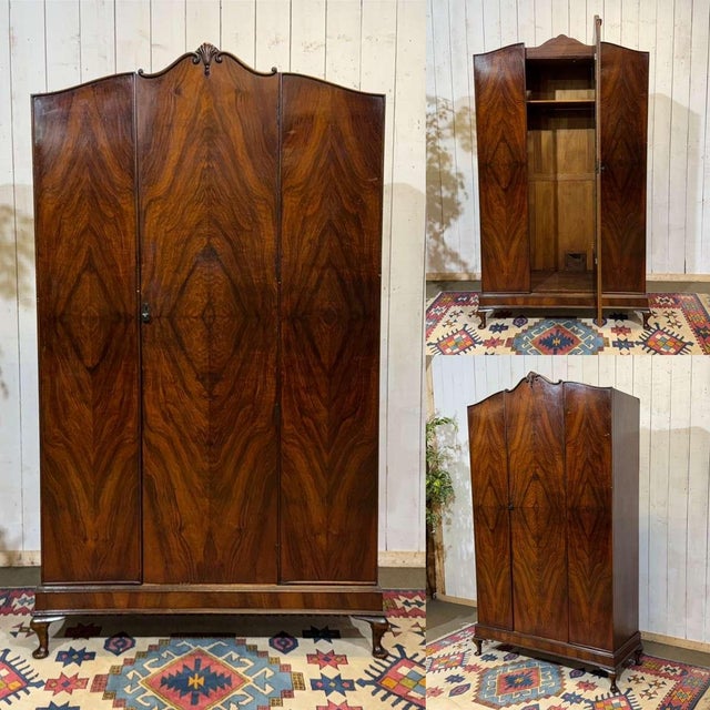 English wardrobe from the 1930s in walnut - H=2m09, W=1m23, D=48cm.