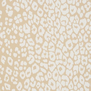Sample - Schumacher Iconic Leopard Wallpaper in Ivory on Neutral For Sale