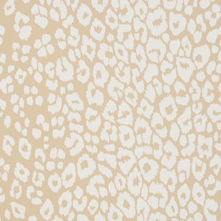 Sample - Schumacher Iconic Leopard Wallpaper in Ivory on Neutral For Sale