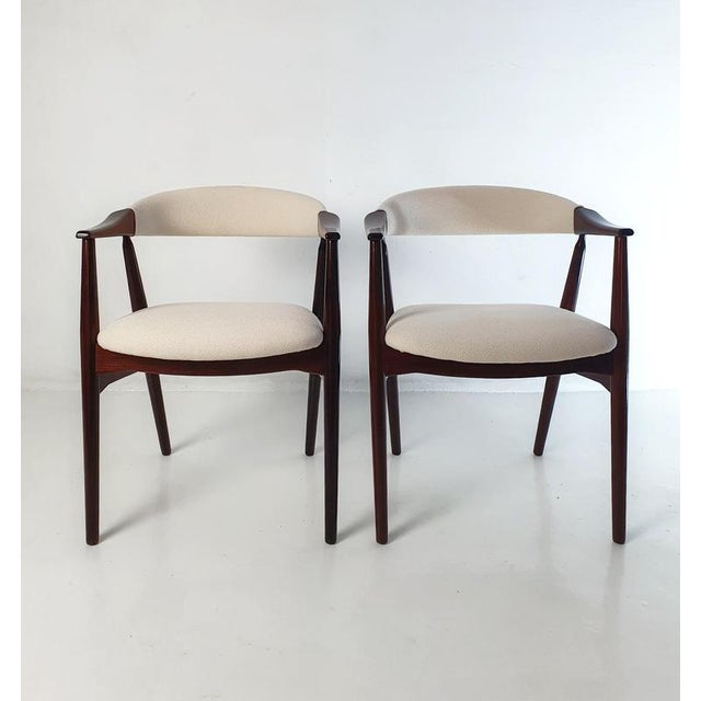1960s Mid-Century Modern Dining Chairs in Bouclé and Walnut attributed to Thomas Harlev, 1960s, Set of 2 For Sale - Image 5 of 11