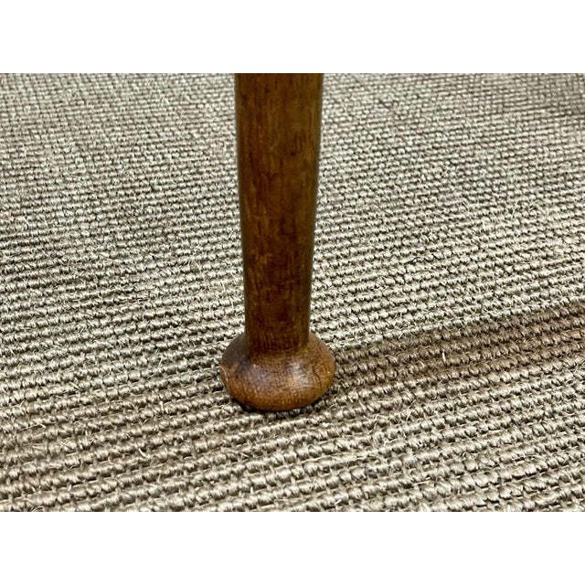 Early 20th Century English Oak Pedestal Table For Sale - Image 5 of 8