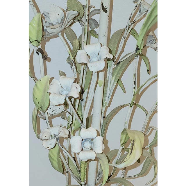 Mid 20th Century Mid Century Modern Italian White Lily Tole Table Lamps - a Pair For Sale In Los Angeles - Image 6 of 9