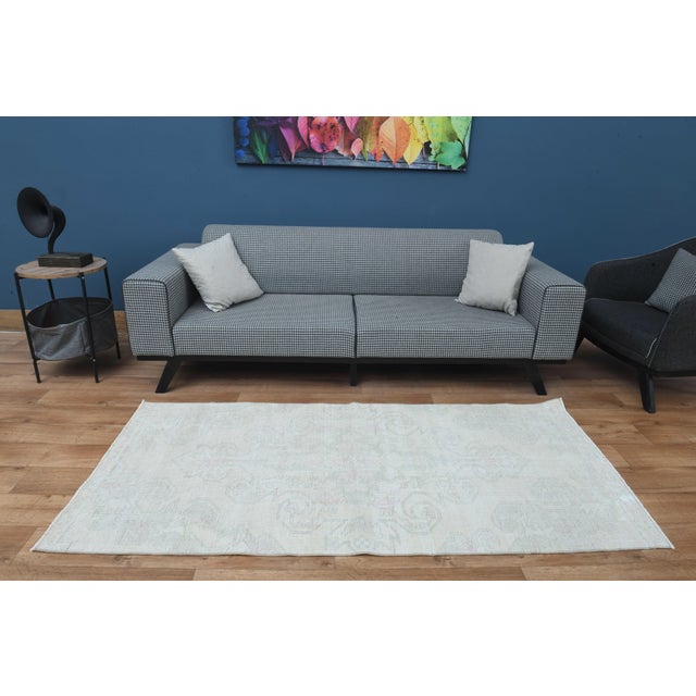 1970s Vintage Handmade Wool Cotton Turkish Beige Area Rug For Sale In San Francisco - Image 6 of 11