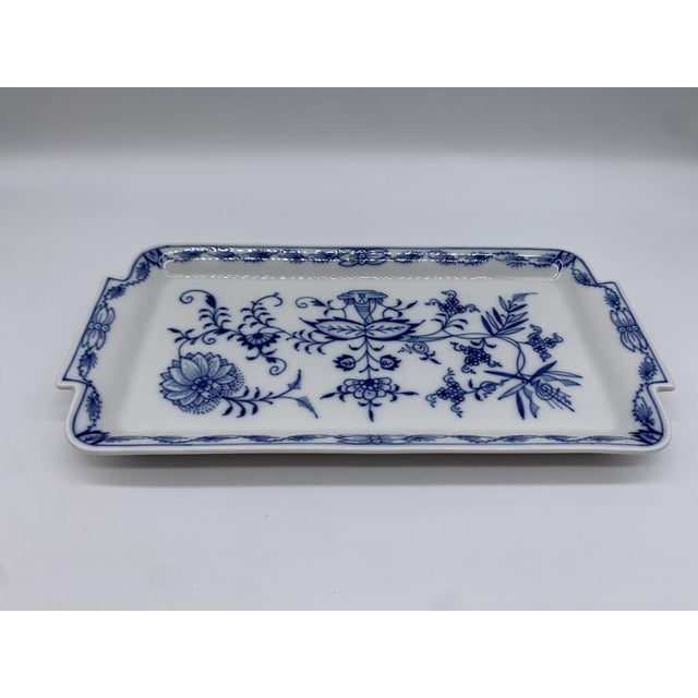 Ceramic Sword Mark Onion Pattern from 1st Choice Serving Plate Tableware Cake Plate from Meissen, 1934 For Sale - Image 7 of 10