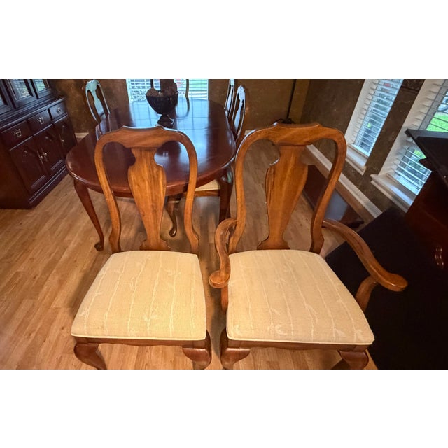 1980s Cherry Dining Table With 6 Chairs, Two Leaves & Custom Table Pads For Sale - Image 9 of 12