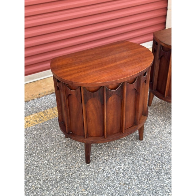 Mid 20th Century Mid 20th Century Kent-Coffey Perspecta Walnut Nightstands With Sculpted Arched Fronts, Attributed For Sale - Image 5 of 11