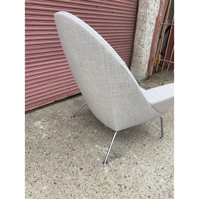 Hans Wegner for Carl Hansen CH468 Oculus Lounge Chair in like new Condition! Was used in a show house basically for a...