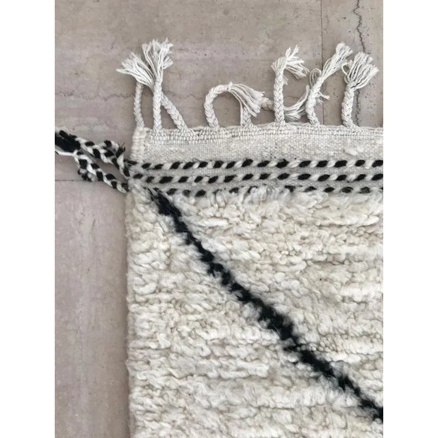 Textile Berber Rug in Wool, 2000 For Sale - Image 7 of 11