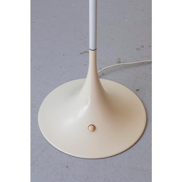 Louis Poulsen Panthella Floor Lamp by Verner Panton for Louis Poulsen, 1970s For Sale - Image 4 of 5