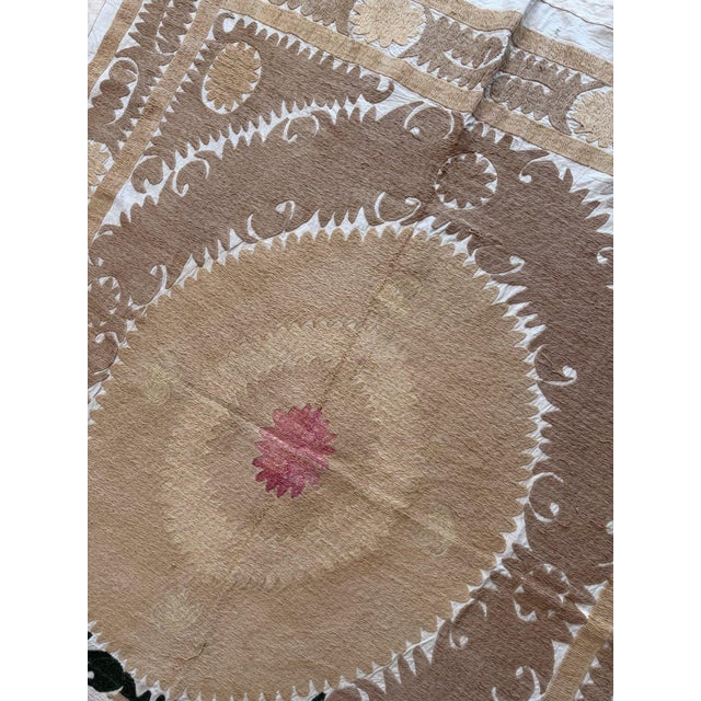 1960s Suzani Wall Decor - Neutral Tan Uzbek Tablecloth 4'6'' X 5'1'' For Sale - Image 5 of 18
