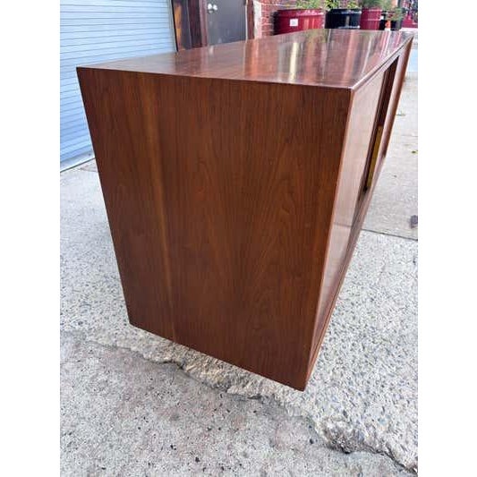 Mid 20th Century Cavalier low dresser/ Credenza, Attributed For Sale - Image 11 of 11