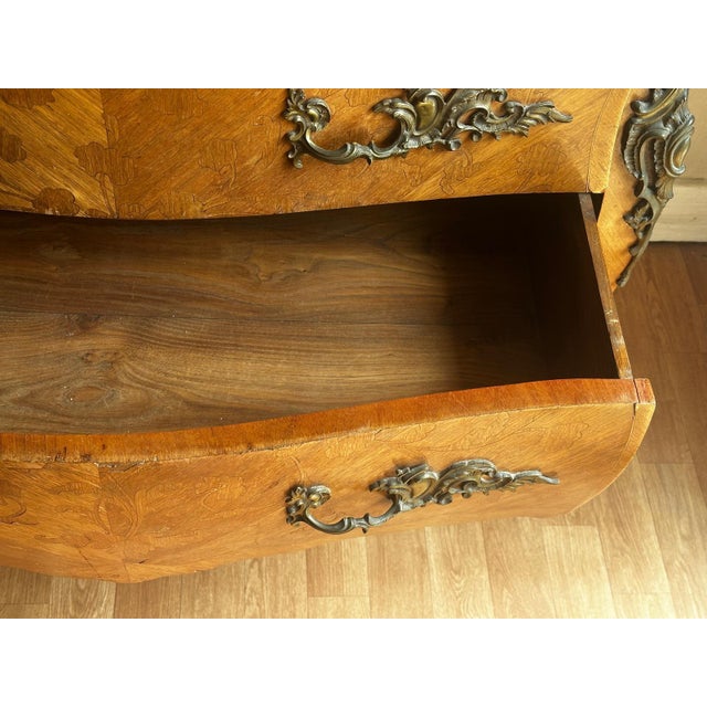 Louis XV Style Marquetry Bombé Commode with Marble Top, 1800s For Sale - Image 10 of 18