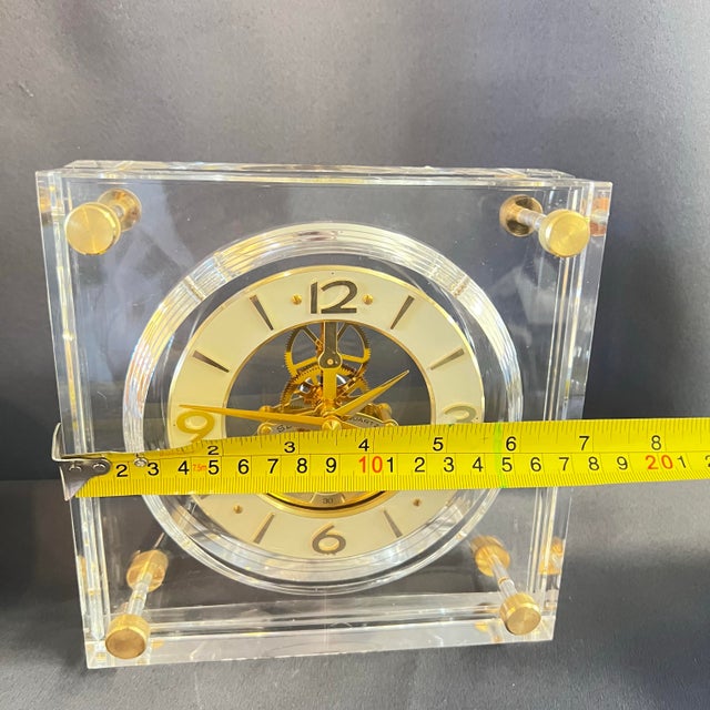Late 19th Century Seiko Lucite Skeleton Mantel Clock in Gold – Model Qaw105g For Sale - Image 5 of 12