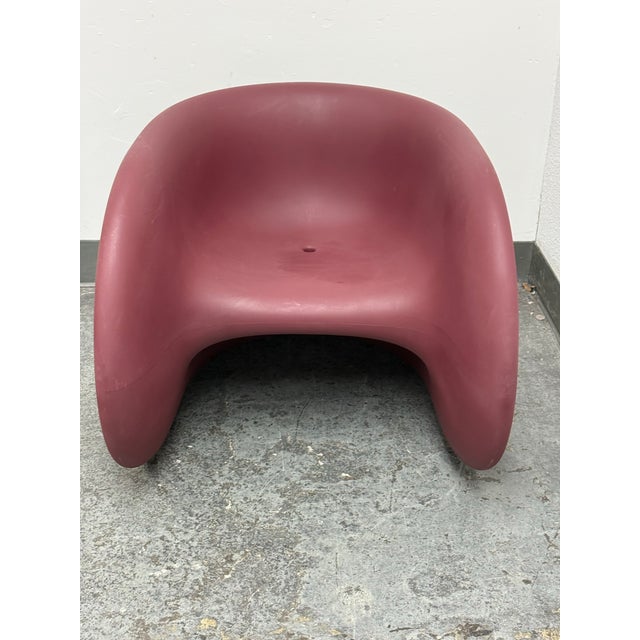 Design Plus Gallery presents the Fortune Outdoor Lounge Chair by Jumbo for Heller. Designed by Jumbo founders Monling Lee...