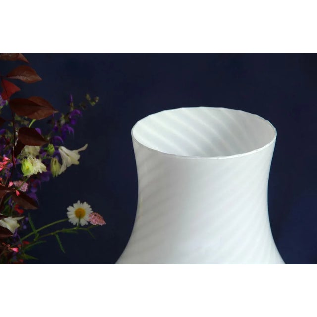 Large Swirl Murano Glass Mushroom Lamp, Italy, 1970s For Sale - Image 4 of 8