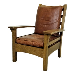 Stickley Bow Arm Mission Oak Leather Chair For Sale