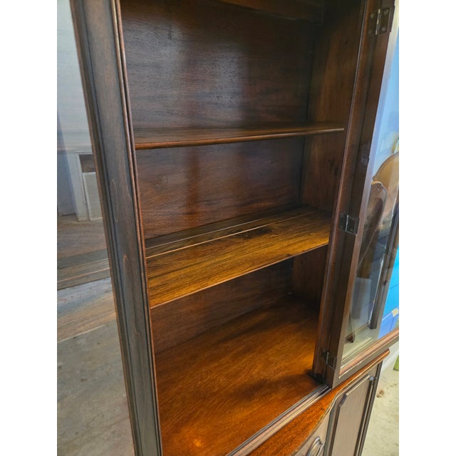 (Set) Exquisite 1948 Drexel “Travis Court” Federal Revival Sideboard & China Cabinet For Sale - Image 10 of 18