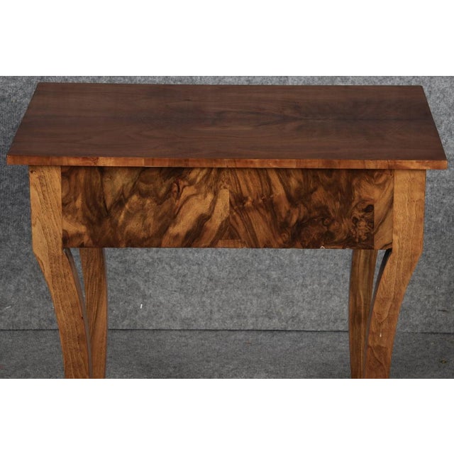 Small Antique Walnut Side or Sewing Table, 1840s For Sale - Image 6 of 18