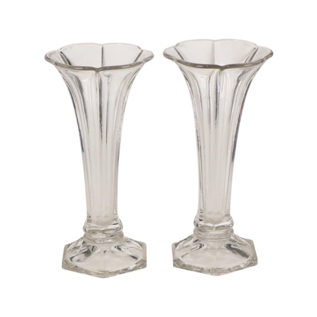 A pair of clear Art Deco vases made by Val Saint Lambert; the model is named "Americain" and comes from the Luxval series...