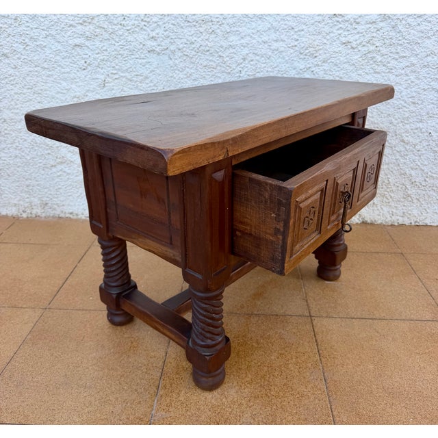 Traditional 1930s Spanish Carved Wood Side Table With Geometric Decoration and Spiral Legs For Sale - Image 3 of 13