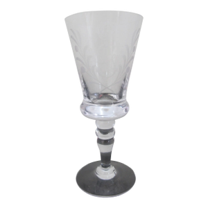 King Gustav III Hovmantorp Sweden Etched Crystal 6 3/4" Red Wine Stemware Glass