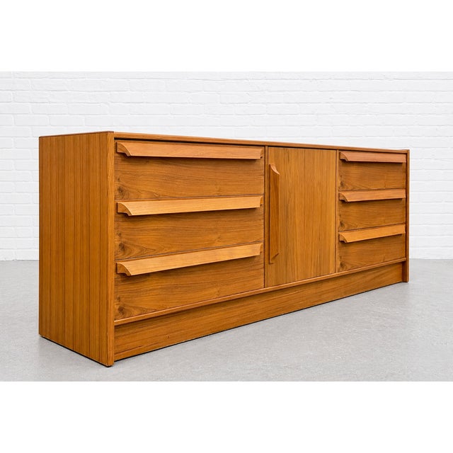 Mid-Century Modern Long & Sculpted Mid Century Modern Danish Teak Credenza / Long Dresser by Skovby Mobelfabrik, C. 1960's For Sale - Image 3 of 12