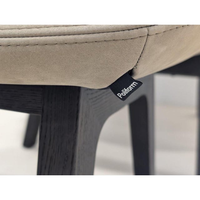 Set of Ventura Chair and Ottoman from Poliform For Sale - Image 10 of 13