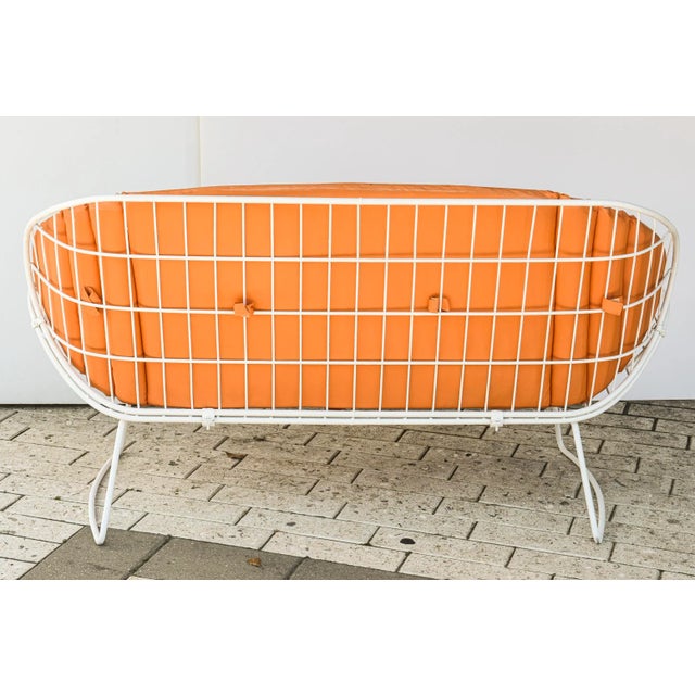 Salterini Vintage 1960's White Painted Iron Garden and Patio Furniture Style of Salterini Set of 4 For Sale - Image 4 of 13