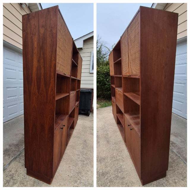 Wood 1960s 3-Bay Walnut & Cane Wall Unit Room Divider Bookshelves W/ Drop Down Bar or Desk, Manner of Jack Cartwright for Founders For Sale - Image 7 of 10