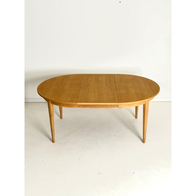 Extendable Round Oak No 55 Table from Omann Jun, 1960s For Sale - Image 9 of 15