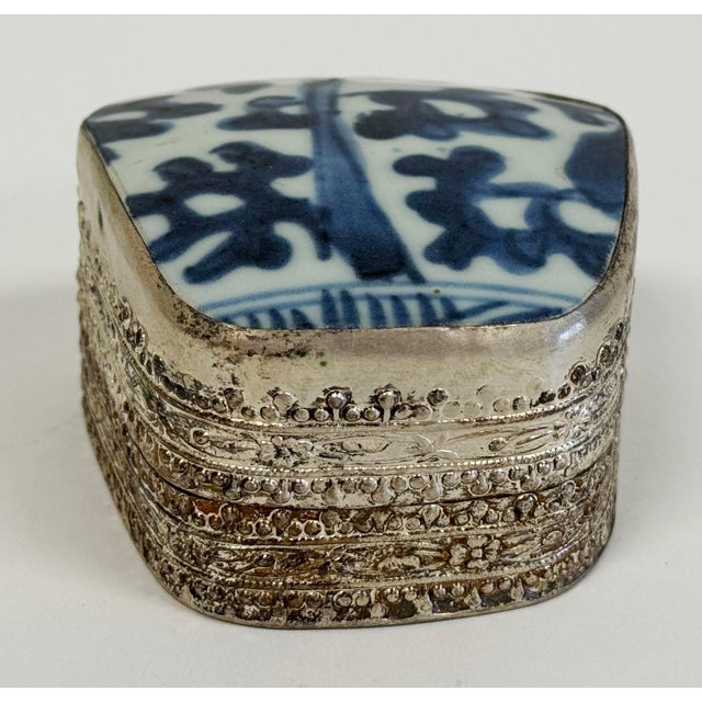 Vintage Chinese Porcelain Shard Box For Sale In Kansas City - Image 6 of 8