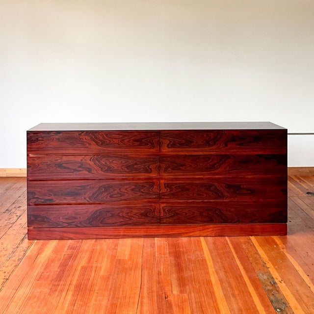 A stunning double Rosewood dresser by Arne Wahl Iversen for Vinde Mobelfabrik, made in Denmark, circa 1960s. "VM" stamp +...