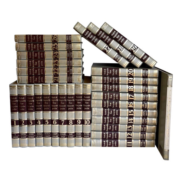 1980s Funk & Wagnalls Complete Encyclopedia Set of 30 Books With Atlas For Sale