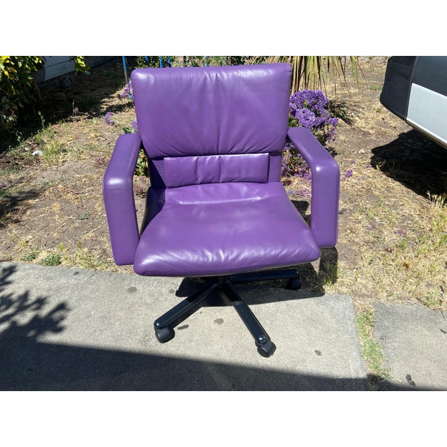 Textile 1990s Mario Bellini Vitra Figura Post Modern Purple Leather Desk Chair For Sale - Image 7 of 12