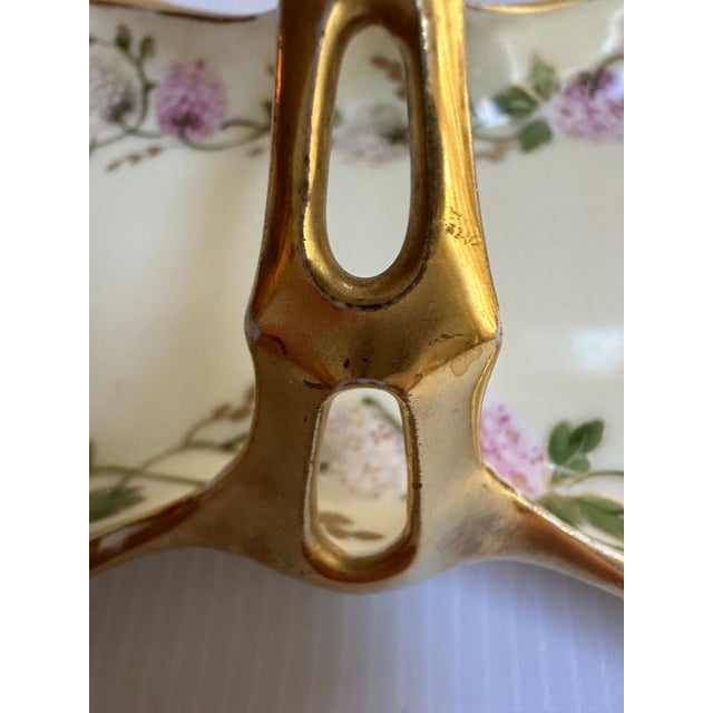 Antique 1880s Limoges France Cottage Bon Bon Basket With Handle, Hand-Painted Floral Design With Heavy Gold Trim For Sale - Image 14 of 17