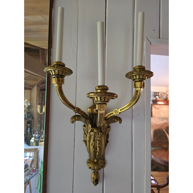 Early 19th Century Antique Large Bronze Louis XV Style Ormolu Sconce For Sale - Image 5 of 11