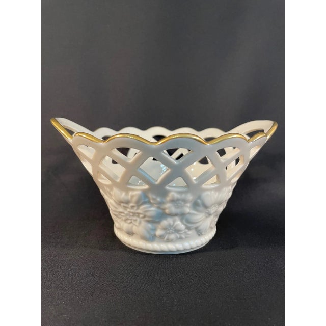 1970s Vintage Lenox "Golden Meadows" China Ivory Lattice Bowl or Jardiniere For Sale - Image 11 of 12