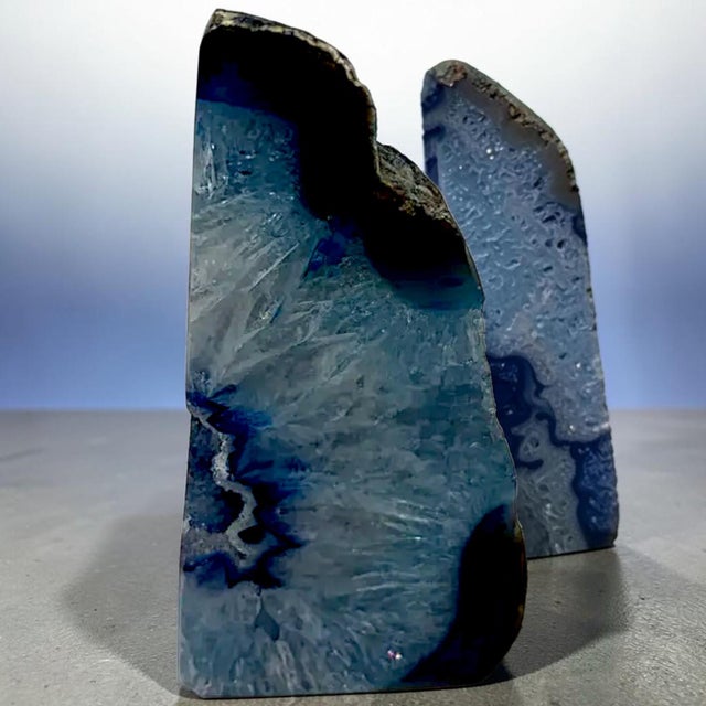 Vintage Brazilian "Blue Shot Eyes" Polished Dyed Agate Geode Bookends - A Pair For Sale In Palm Springs - Image 6 of 10