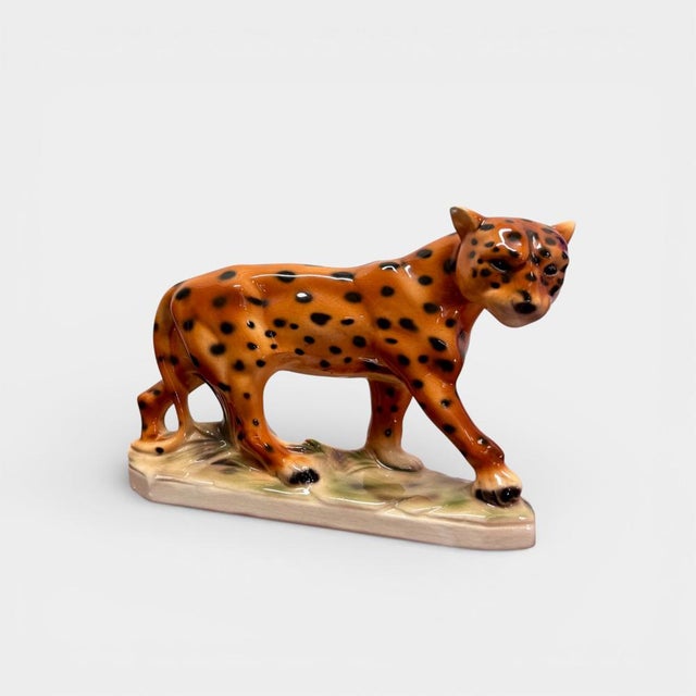 Ceramic Porcelain Leopard Figurine by Voigt / Sitzendorf, Germany., 1970s For Sale - Image 7 of 7