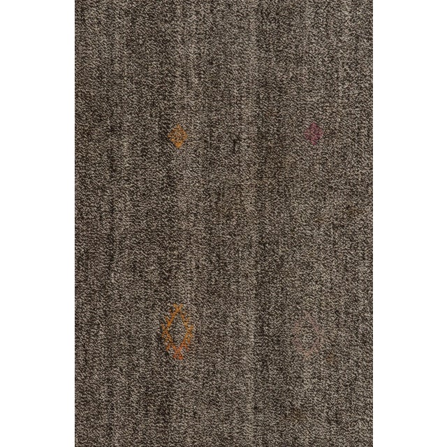 Vintage Turkish Kilim Rug in Gray Solid Striae, Subdued Multihued Embroidery For Sale In New York - Image 6 of 8