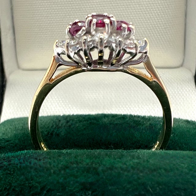 Vintage Ruby and Diamond Cluster Ring, 1980s For Sale - Image 10 of 15