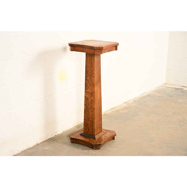 Mission Stickley Brothers Style Antique Mission Tiger Oak Arts & Crafts Pedestal or Plant Stand, Circa 1910 For Sale - Image 3 of 12