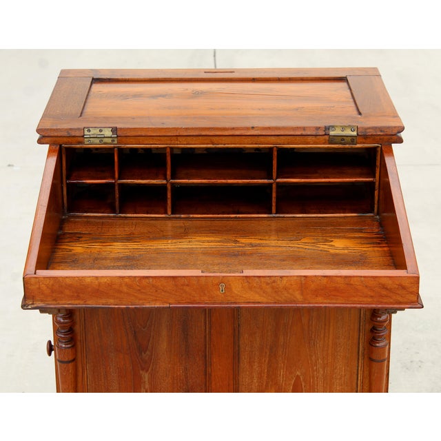 Antique 1860s Victorian Walnut Davenport Writing Desk English Slant Front Secretary With Original Green Baize Top For Sale - Image 11 of 18