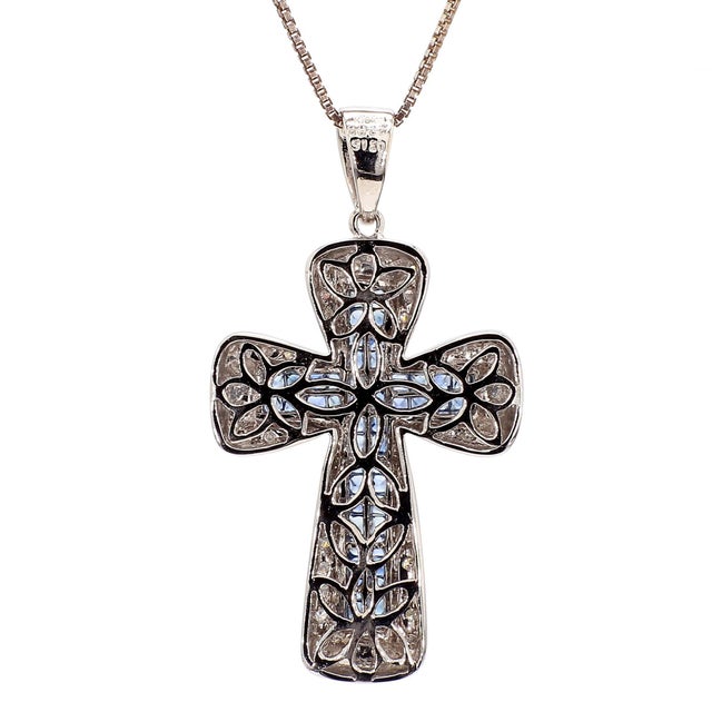2020s 1.2 Carat Sapphire and Diamond Pave Cluster Cross Pendant White Gold Necklace For Sale - Image 5 of 7