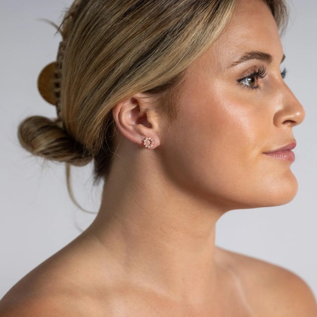 This is part of Chairish’s Fine Jewelry assortment. These small circle studs have full cut diamonds making them the...