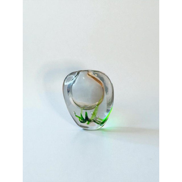 Glass Vintage Swedish Sea Weed Vases by Vicke Lindstrand for Kosta, 1950s, Set of 3 For Sale - Image 7 of 11